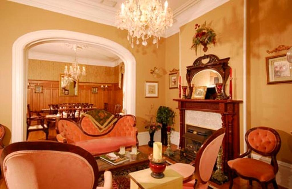 The Secret Garden Inn Kingston Luaran gambar